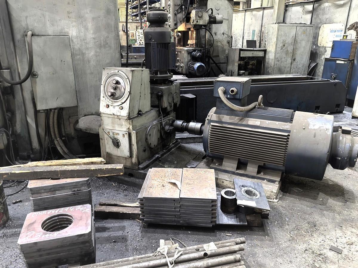 Used Plano Miller Stanko 7216G