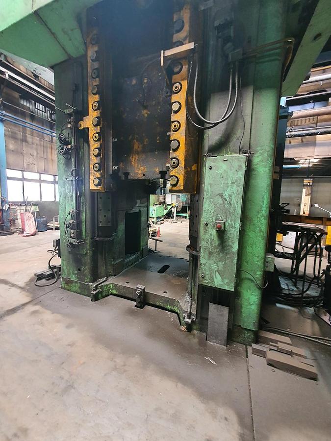 Used Press Friction Screw Hasenclever HSPRZ 560/1320/560/1680
