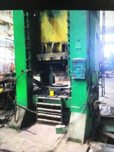 Used Press Trimming K9538