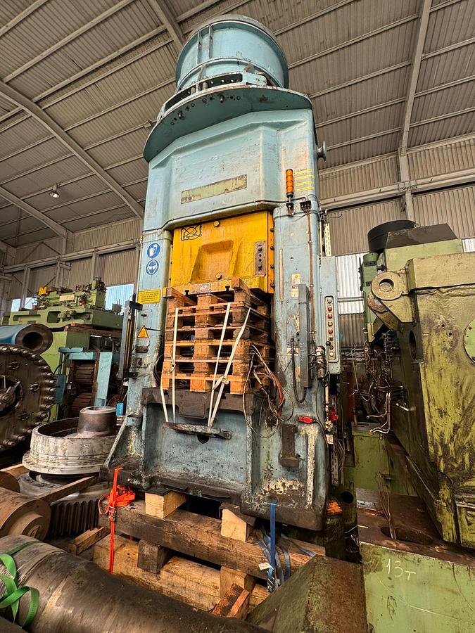 Used 800 tons Press Friction Screw Weingarten PSS225