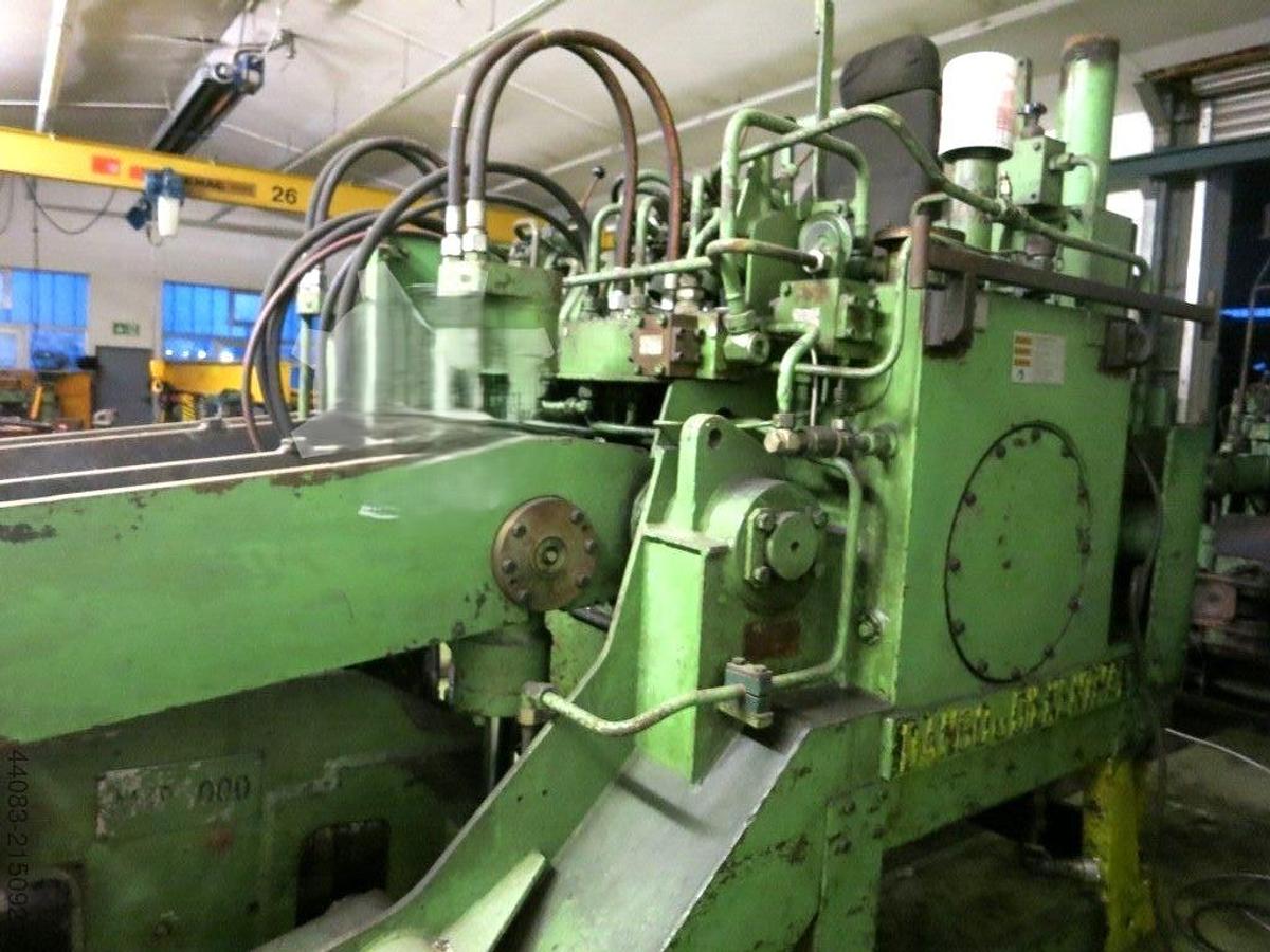 Used 1 ton Manipulator Dango & Dienenthal AMP1000