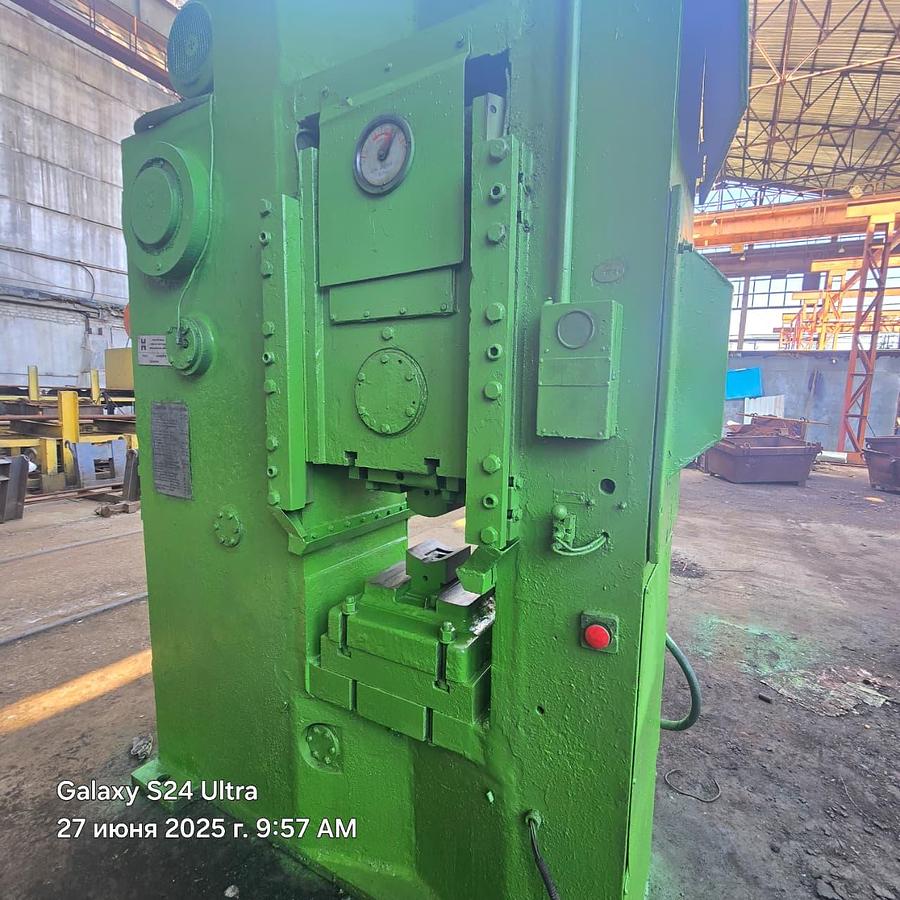 Used 400 tons Press Knuckle Joint Coining Barnaul Russia KB8336