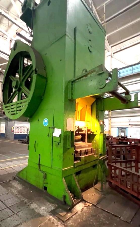 Used 2000 tons Press Knuckle Joint Coining Russian K849C