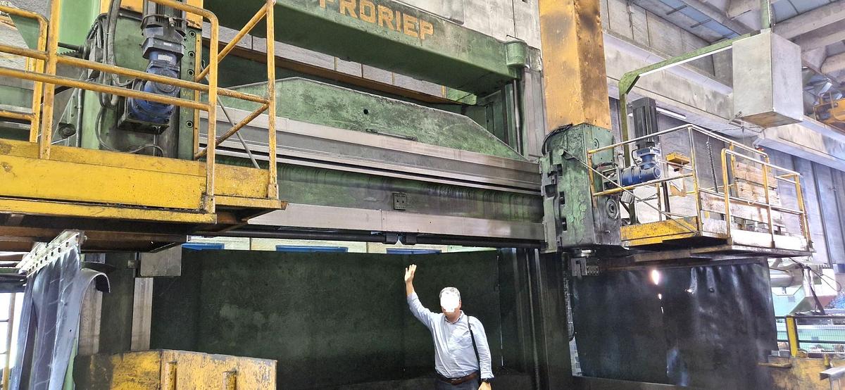 Refurbished Lathe Vertical Turning CNC Froriep