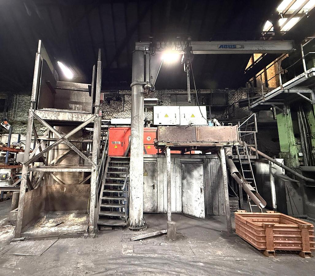 Used 2500 tons Hot Forging Line National