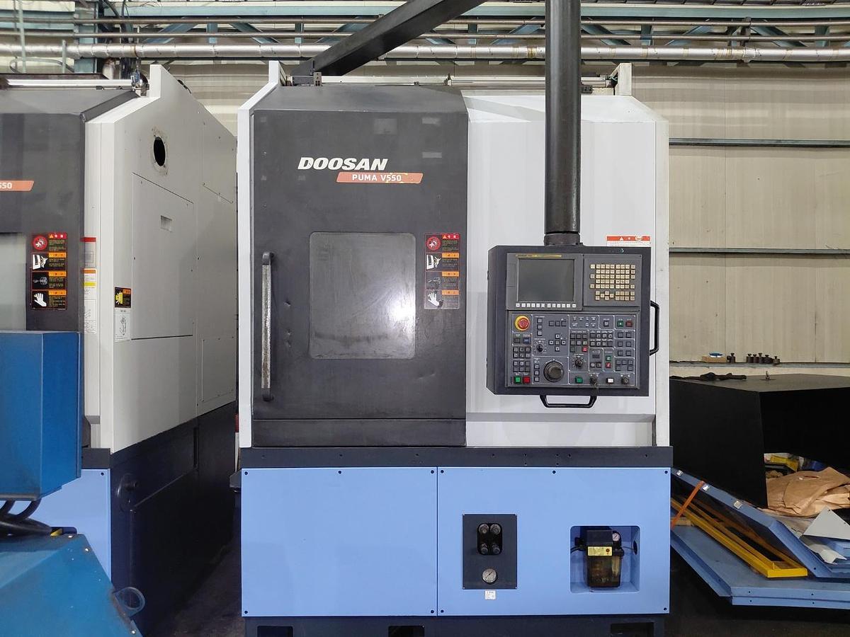 Used Lathe Vertical Turning CNC Doosan Puma V550