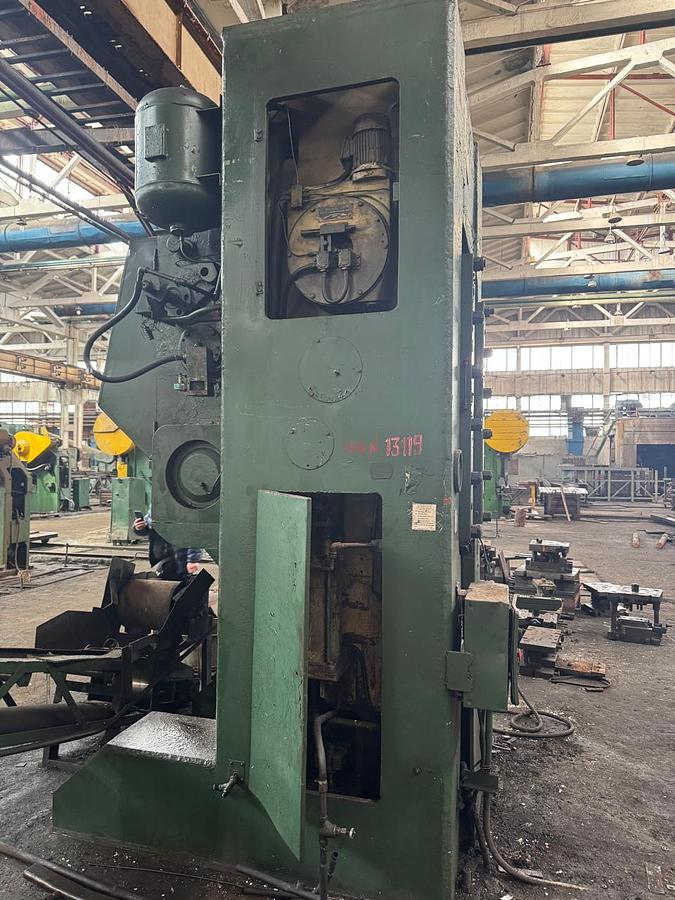 Used 1000 tons Press Knuckle Joint Coining Barnaul K8340