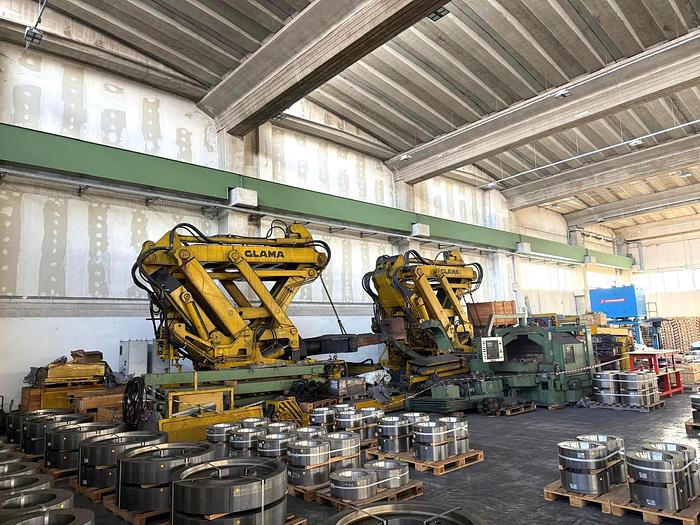 Used 10 tons Manipulator Glama