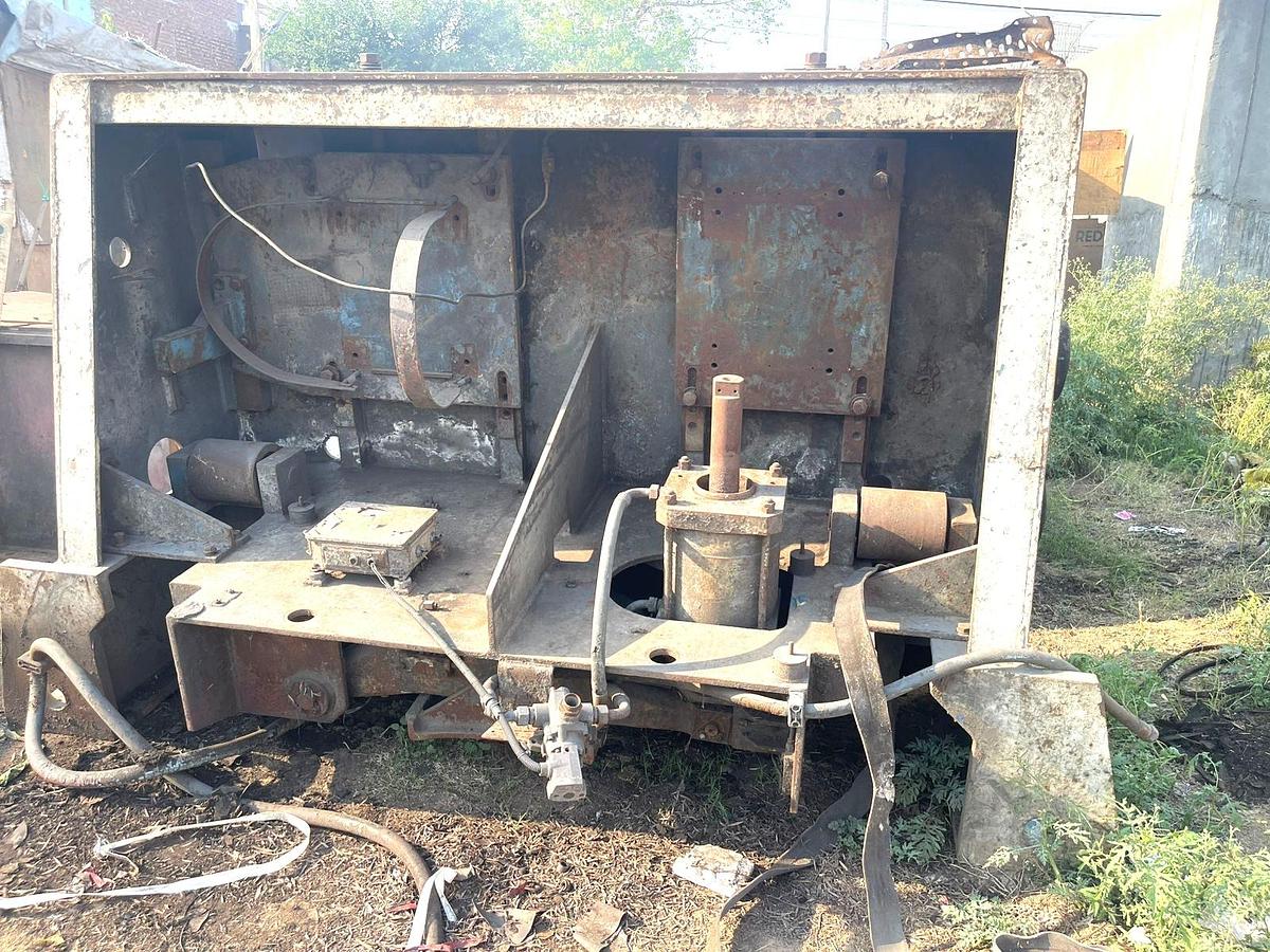 Used 800 tons Press Friction Screw Ficep PVM280