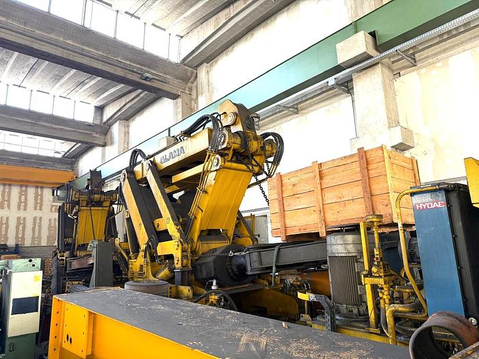 Used 10 tons Manipulator Glama