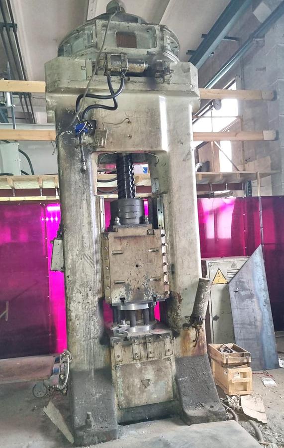 Used 160 tons Press Friction Screw Stanko FB1732