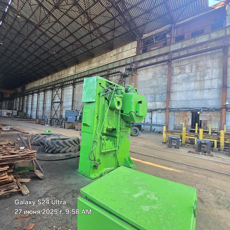 Used 400 tons Press Knuckle Joint Coining Barnaul Russia KB8336