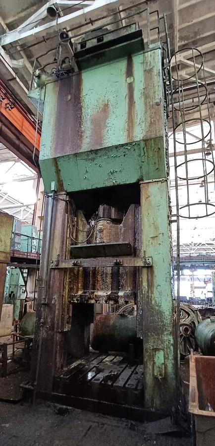Used 1250 tons Press Trimming WMW Erfurt PKZe1250
