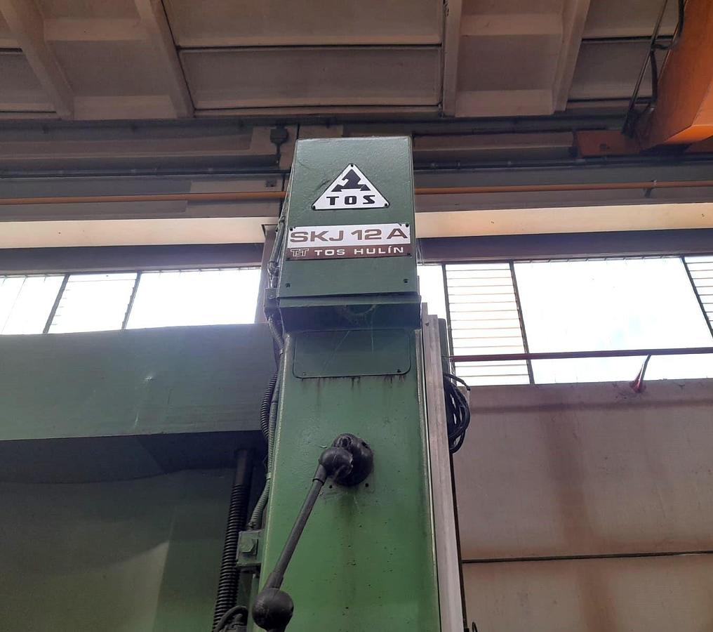 Used Lathe Vertical Turning Tos SKJ12A