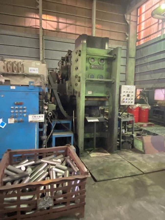 Used 600 tons Press Hot Forging Manyo