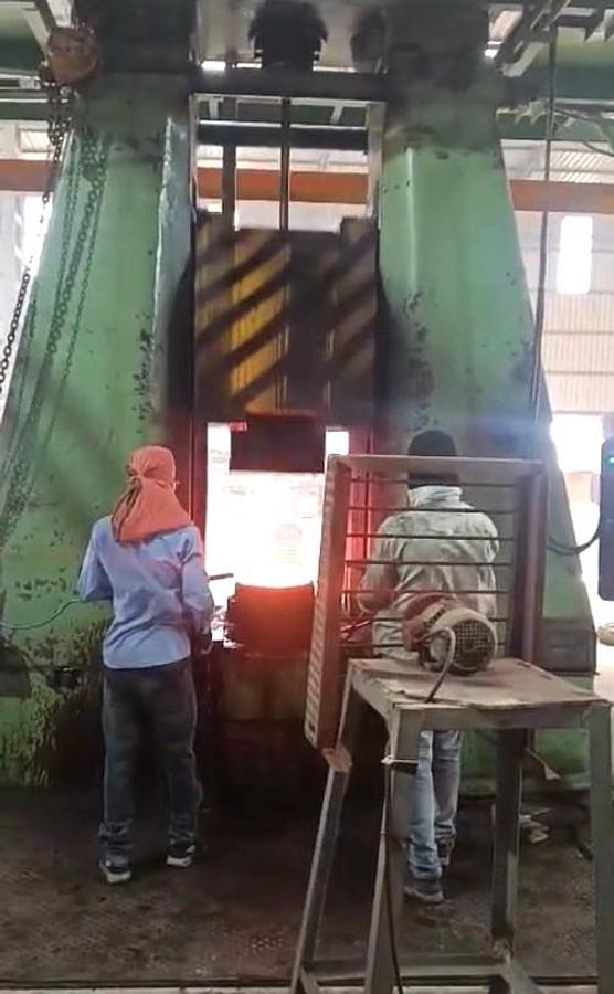 Used Hammer Forging Hydraulic Lasco KH630