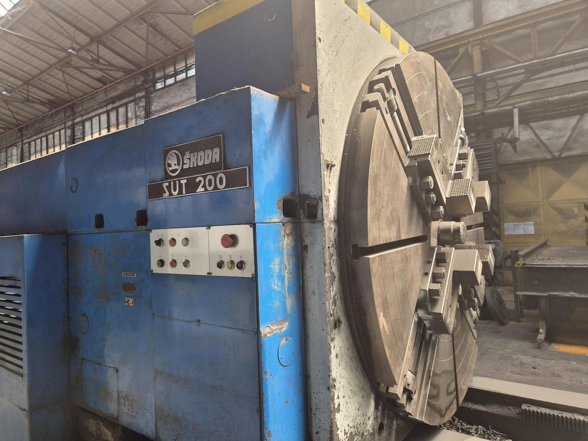 Used Lathe Heavy Duty Skoda SUT200