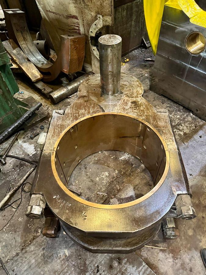 Used 1300 tons Press Hot Forging Massey