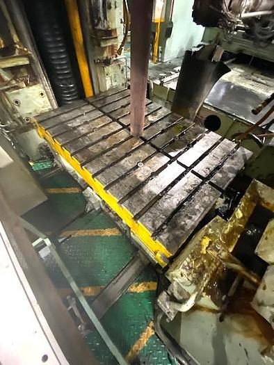 Used 400 tons Press Sheet Stamping Hydraulic Kawasaki