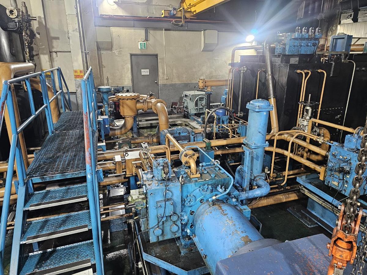 Used 8000 tons Press Forging Open Die Hydraulic United