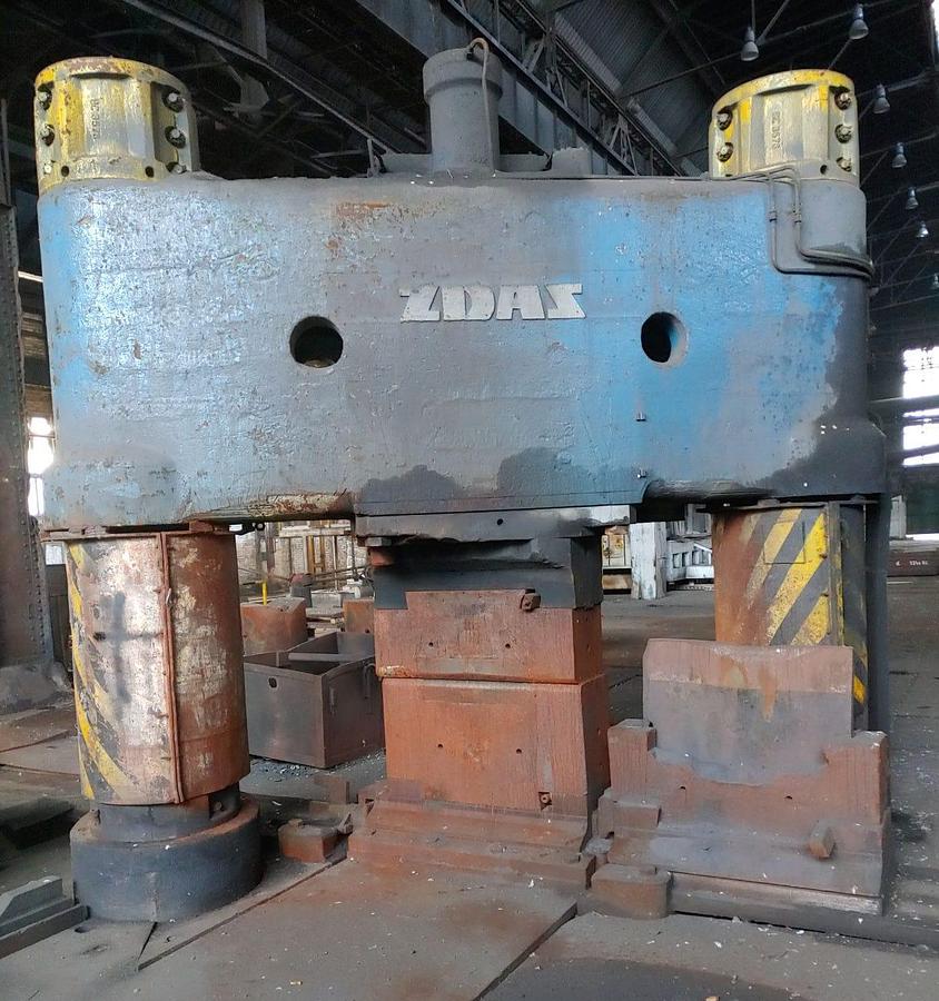 Used 1600 tons Press Forging Open Die Hydraulic Zdas