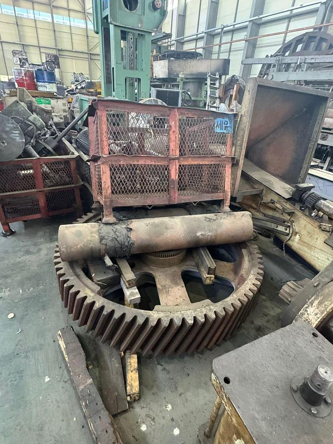 Used 1000 tons Press Knuckle Joint Coining Barnaul, Russia KB8240