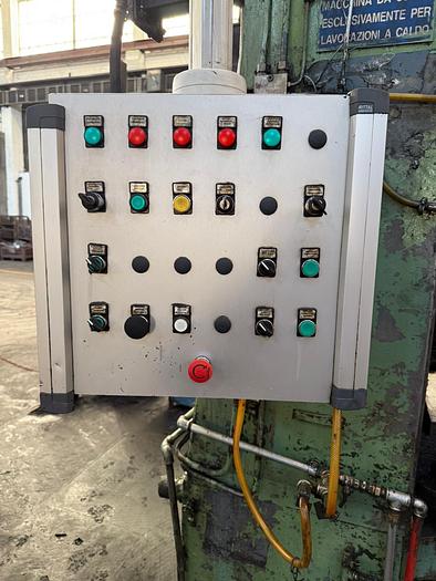 Used 1600 tons Press Hot Forging Clearing EF11600