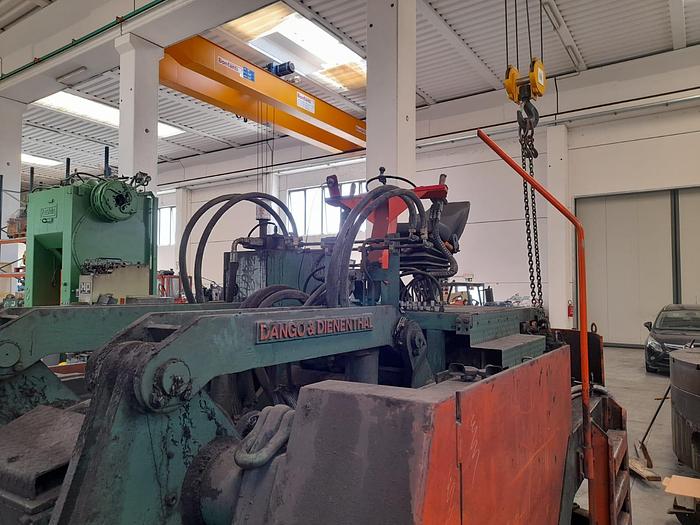 Used 3 tons Manipulator Dango & Dienenthal AMP3000
