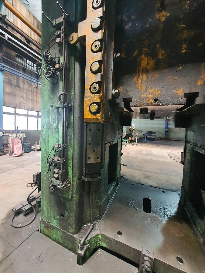 Used Press Friction Screw Hasenclever HSPRZ 560/1320/560/1680