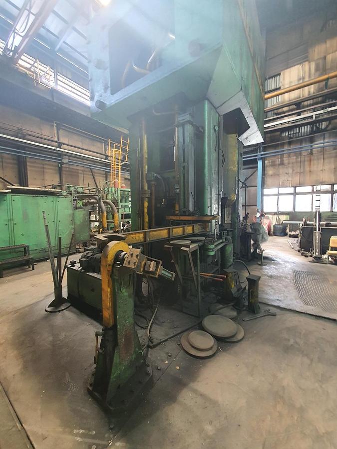 Used Press Friction Screw Hasenclever HSPRZ 560/1320/560/1680