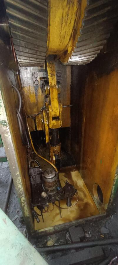 Used 1000 tons Press Knuckle Joint Coining Barnaul KB8340