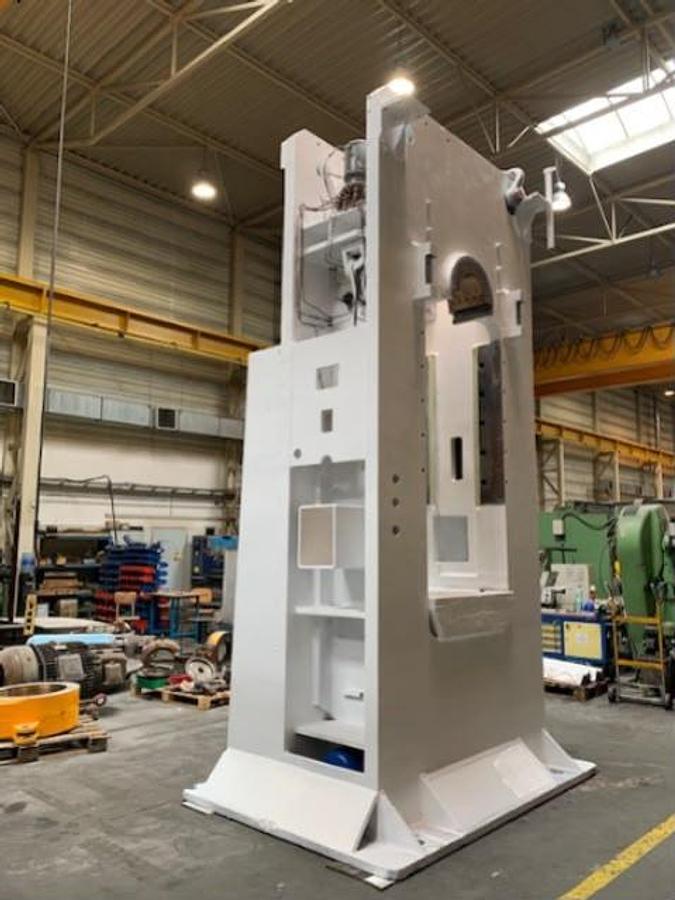 Used 1000 tons Press Hot Forging Smeral LKM1000