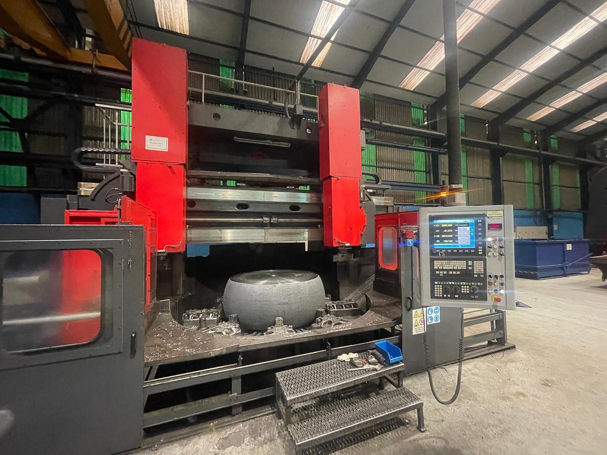 Used Lathe Vertical Turning CNC Kolomna, Russia 1532