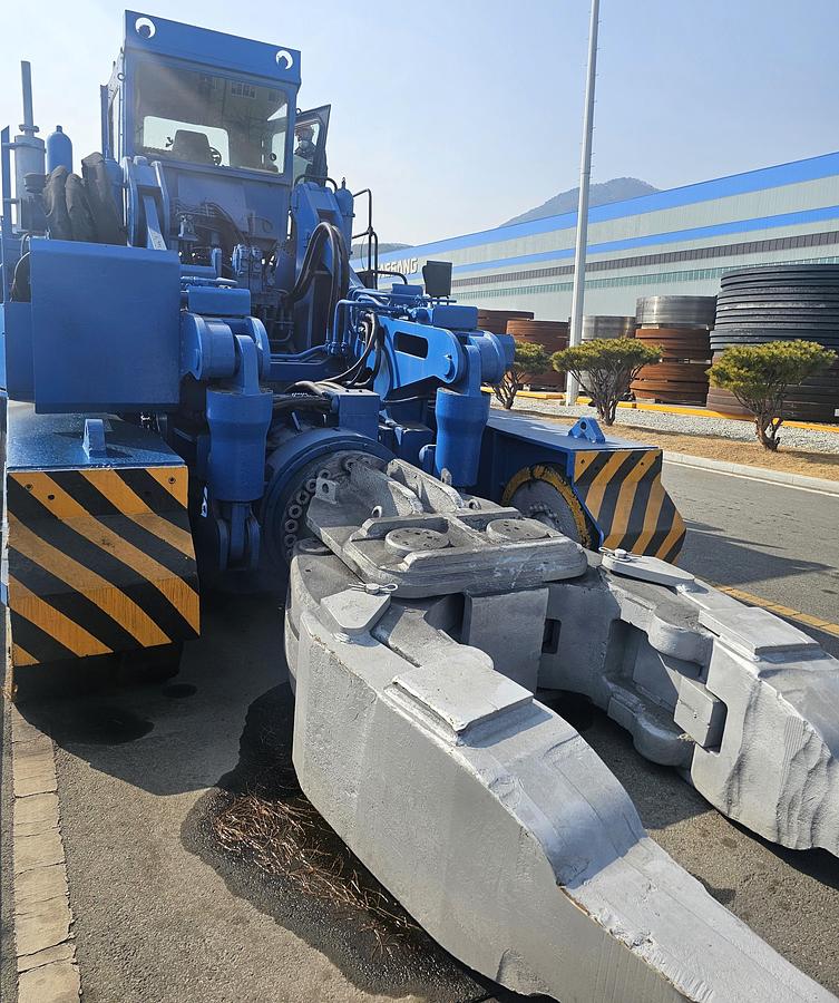 Used 20 tons Manipulator Glama