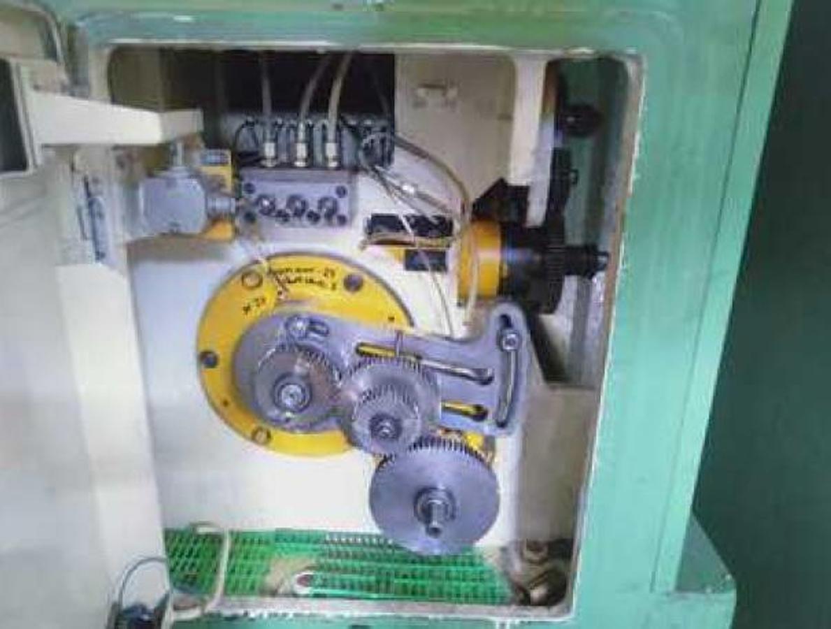 Gear Hobbing Machine CNC WMW Modul ZFWZ250-4 CNC