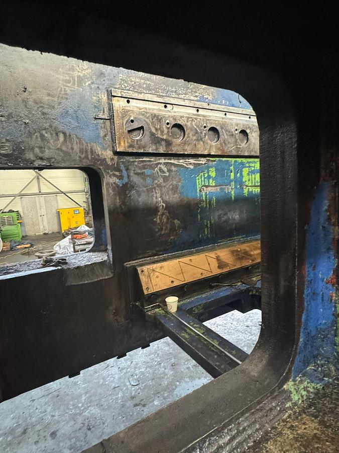 Used 1600 tons Press Hot Forging Hosung HFP1600