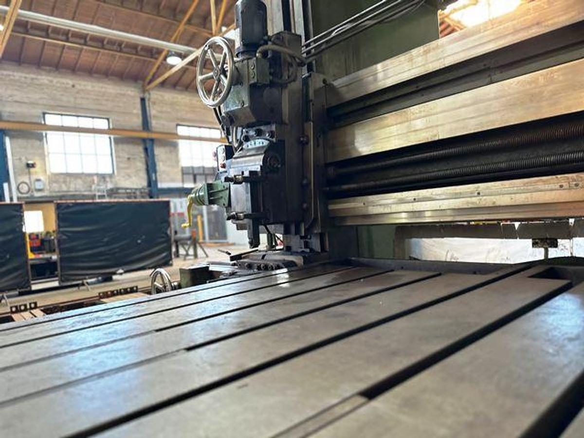 Used Plano Miller Boehringer 8Z 2000