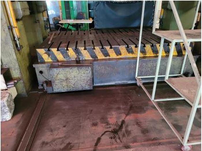 Used 400 tons Press Sheet Stamping Mechanical Ssangyong DE2P-400