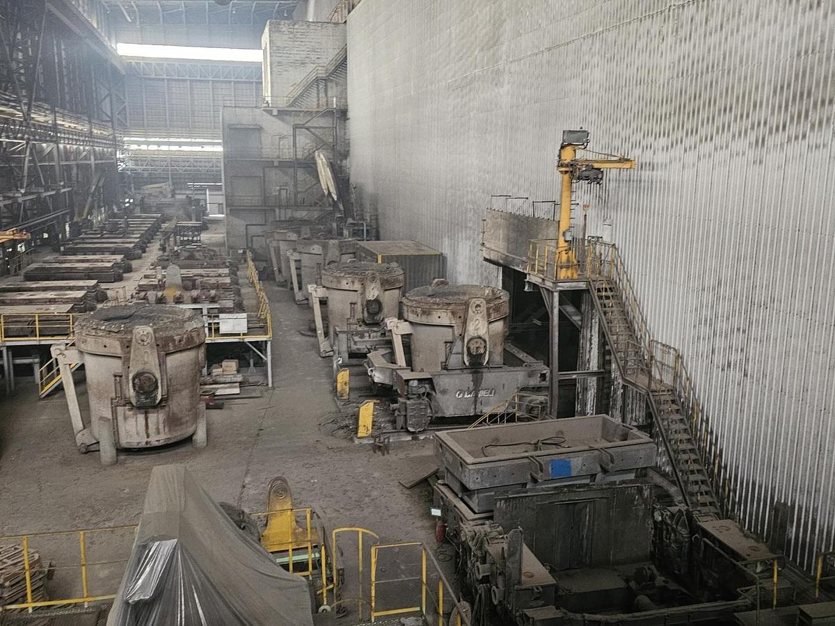 Used Electric Arc Furnace and Hot Rolling Mill Danieli
