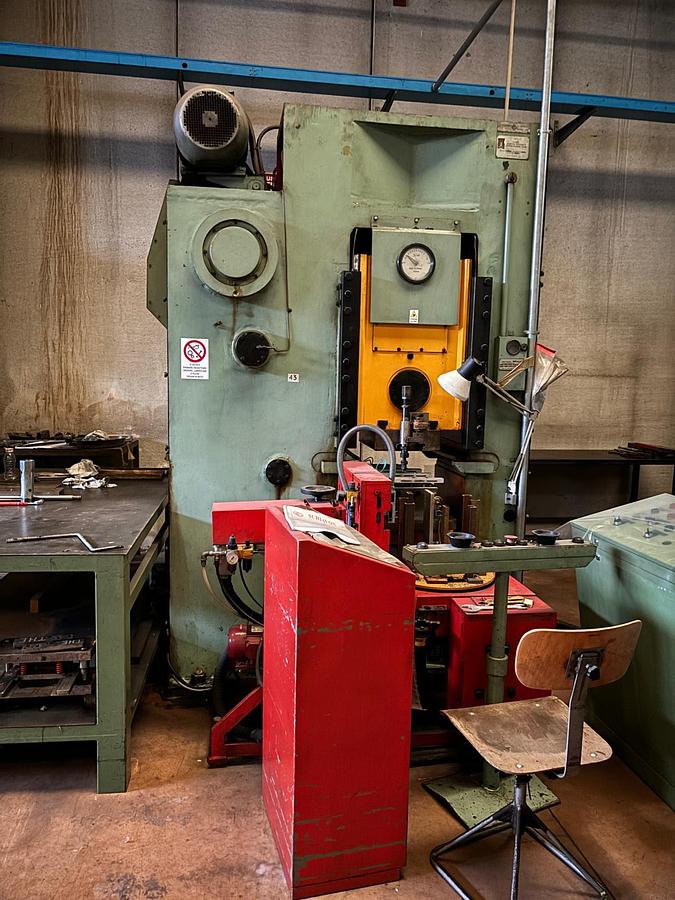 Used 400 tons Press Knuckle Joint Coining Barnaul KB8336