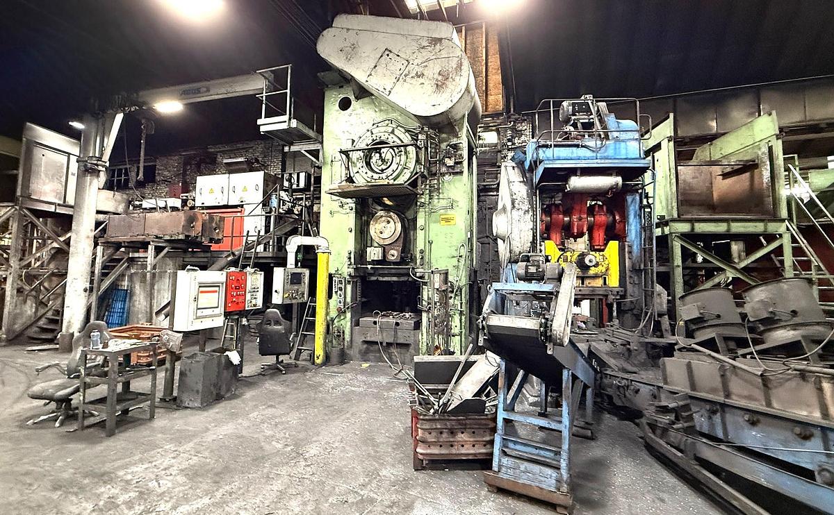 Used 2500 tons Hot Forging Line National