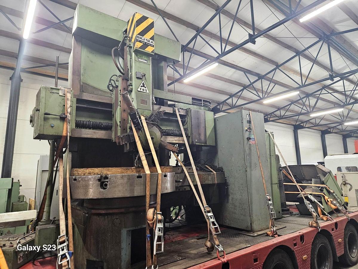 Used Lathe Vertical Turning Tos SKJ12A