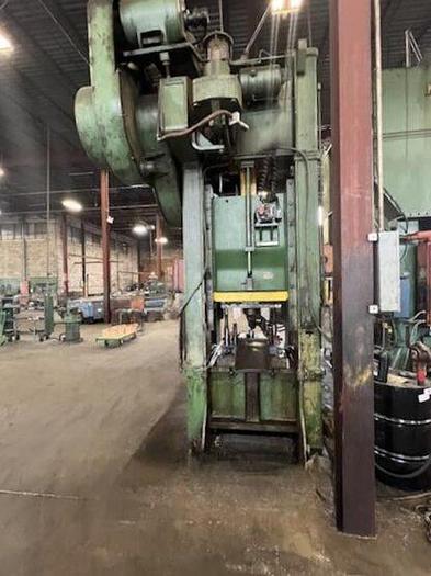 Used 400 tons Press Sheet Stamping Mechanical Niagara BP1-400-36-42