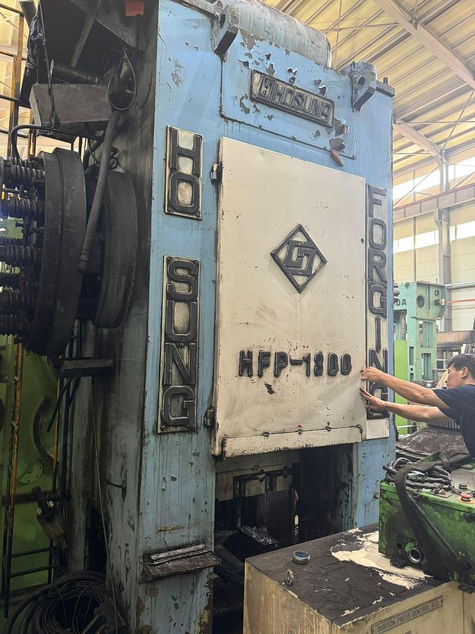 Used 1300 tons Press Hot Forging Hosung HFP-1300