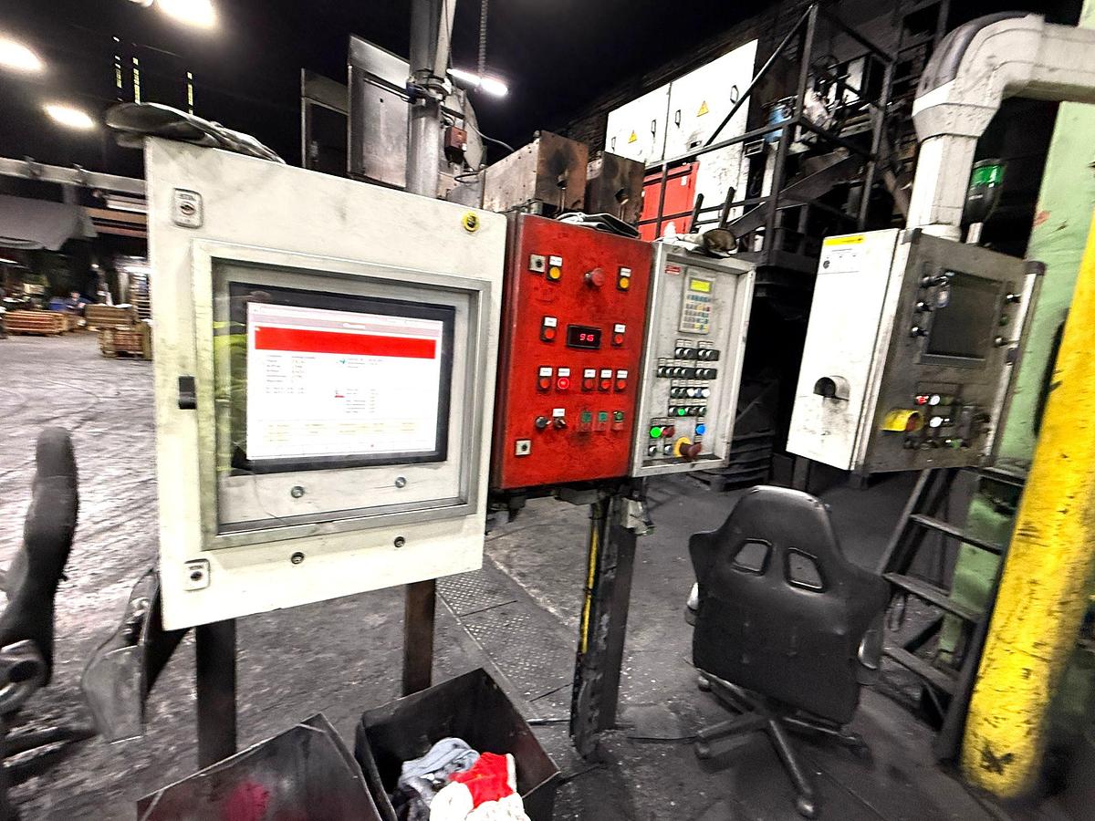 Used 2500 tons Hot Forging Line National