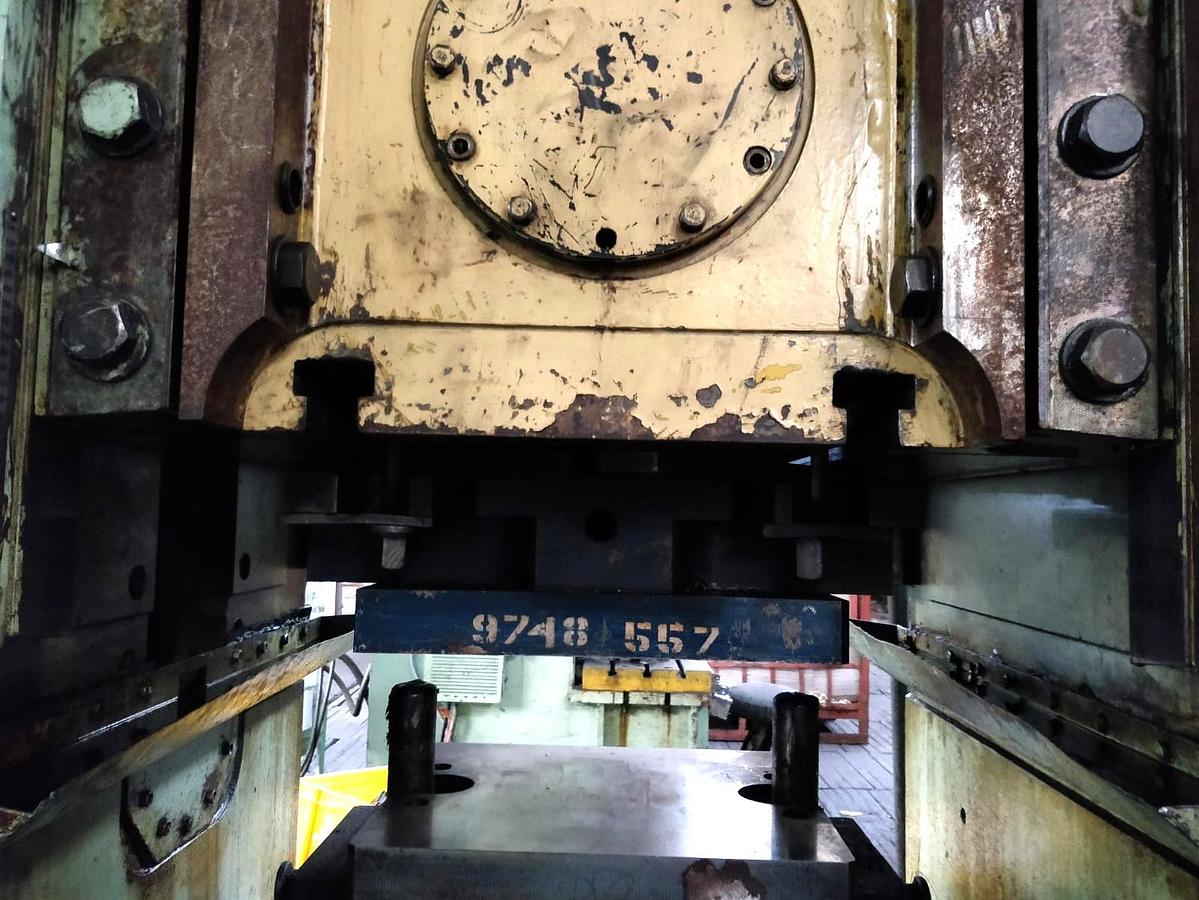 Used 1000 tons Press Knuckle Joint Coining Barnaul KB8340