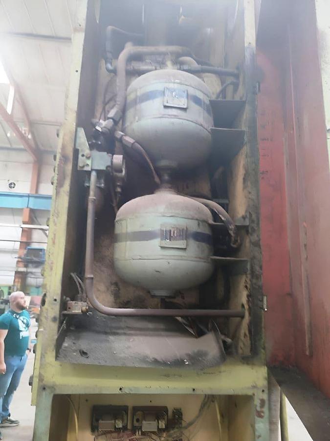 Used 1000 tons Press Knuckle Joint Coining Barnaul KB8340
