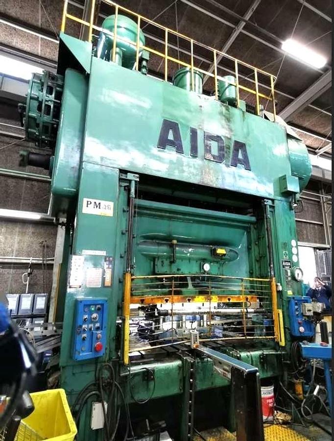 Used 300 tons Press Sheet Stamping Mechanical Aida PDA300H