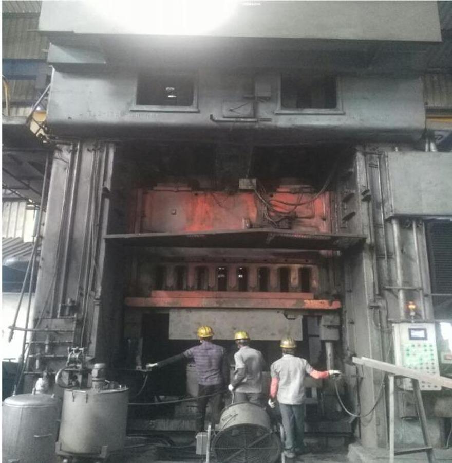 Used 12000 tons Press Cold Forging Verson TL2-1200-120-48