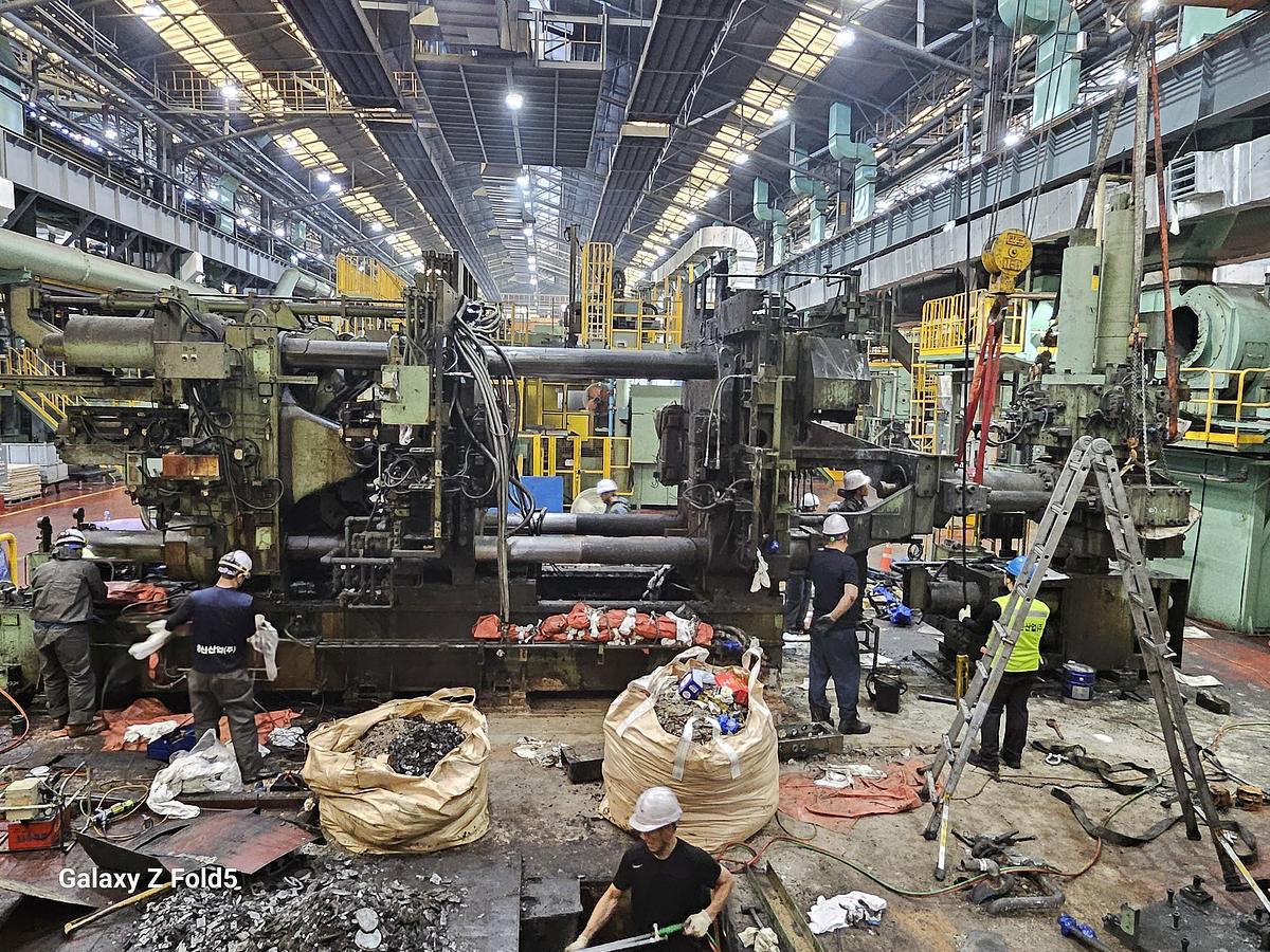 1650 tons Die Casting Machine UBE G-Type